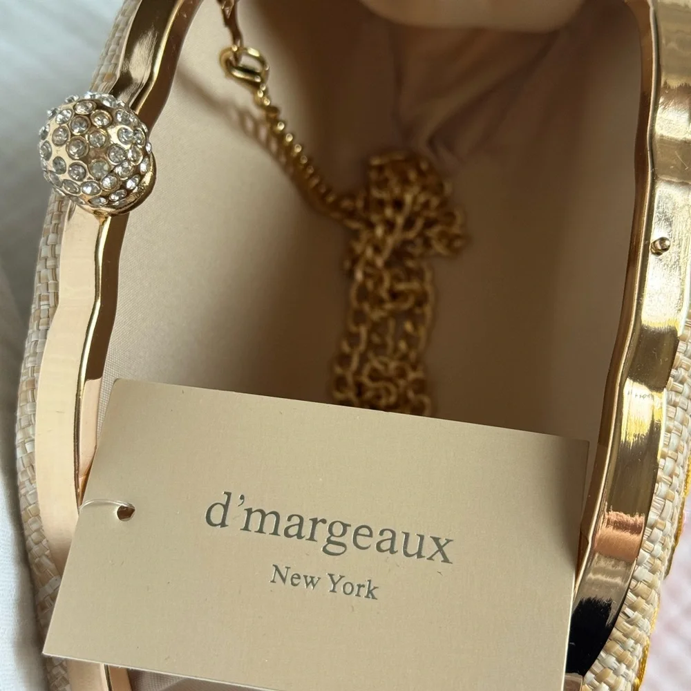 Viral Seashell Clutch Handbag Embroidered Raffia Shell Purse Gold Chain NWT - Picture 5 of 6